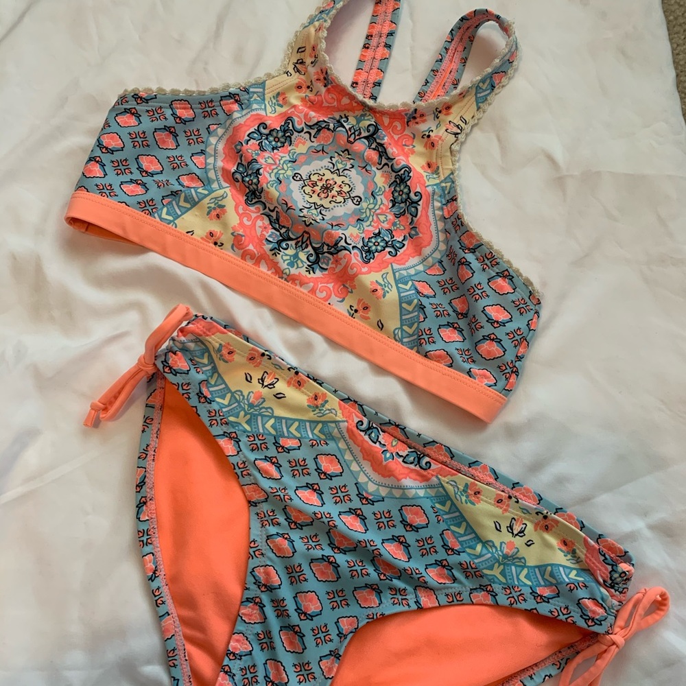 bathing suit